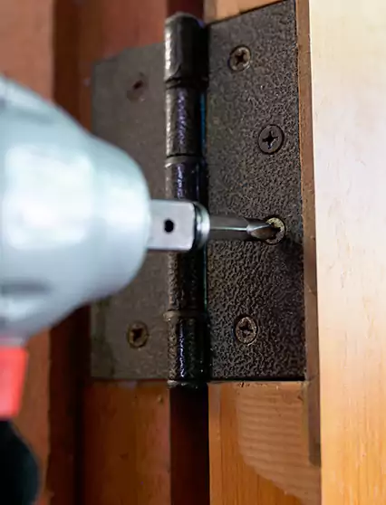 Professional Door Hinge Replacement Palm Springs, FL