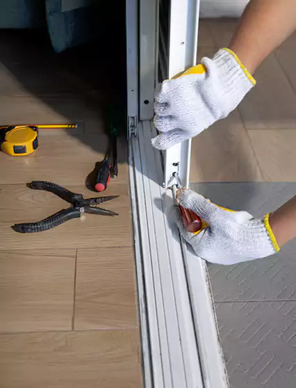 Professional Sliding Door Rollers Repair Services in Palm Springs, FL